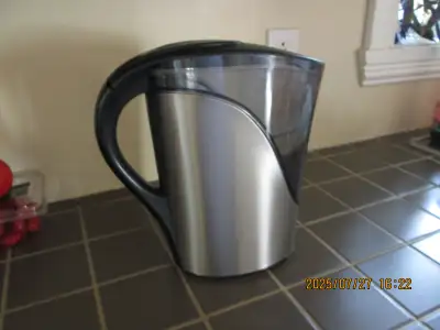 PICHET DE FILTRATION D'EAU BRITA  10 TASSES, View more