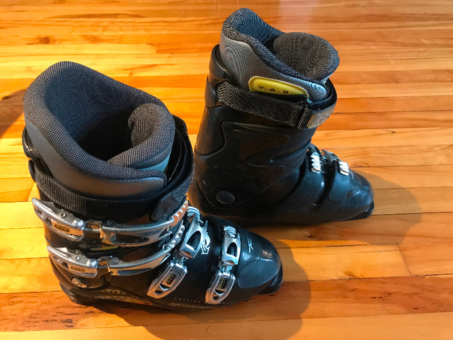 Bottes de Ski Boots 28.5 dans Ski  à Ouest de l’Île - Image 3