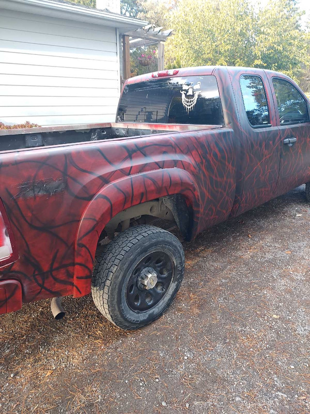 09 GMC SIERRA CUSTOM PAINT in Cars & Trucks in Markham / York Region - Image 4