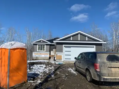 New acreage house for sale in Lac Ste Anne County #30 54419 RR 14. 1650 sq foot bungalow walkout wit...