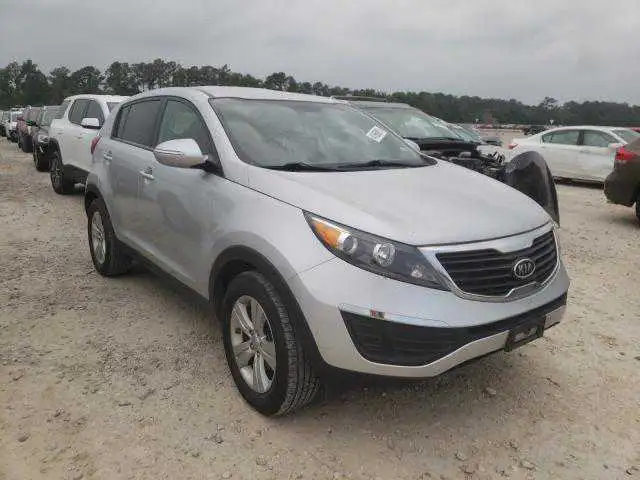 Buying: Hyundai & Kia in any condition 