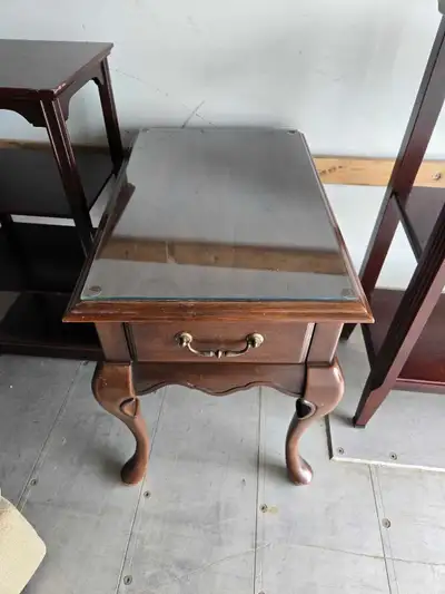 Hello and welcome to another listing brought to you by, well me and what I like to call::: "LOST-but...