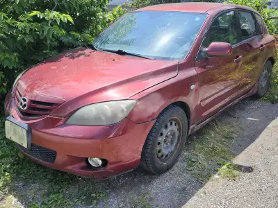 Selling a 2006 Mazda 3 GS with 350,000 km. The engine and drivetrain respond beautifully, making thi...