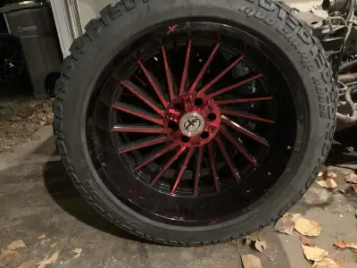 22x12 -44 offset XF 239 wheels with Haida 33” mud champs less then 500 km on this set up, just didn’...
