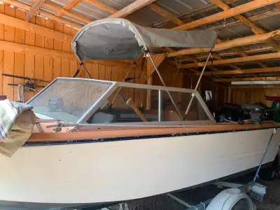 Early 80’s 16’ double eagle , c/w 2 electric downriggers, low hours 90 horse merc , near new 18’ tra...