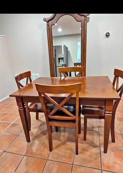 Cash Payment ! Wooden dining table with 4 Chairs Set, View more