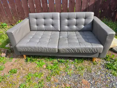 Free couch, View more