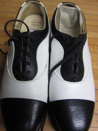 (Brand New) Ladies Nike Verdana Golf Shoes Size 8.5