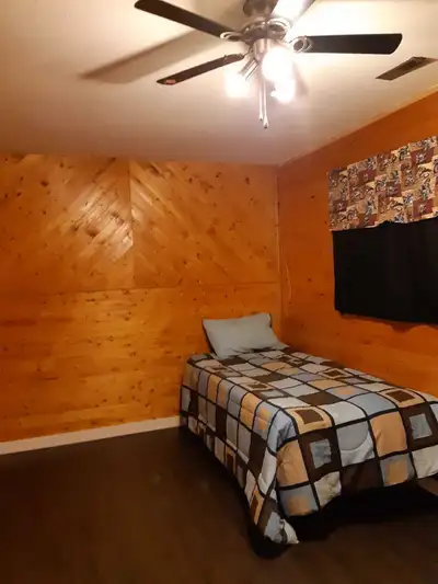 Renting out 3 rooms, private bathroom in the basement. DD 600. Driveway parking, quiet neighborhood....