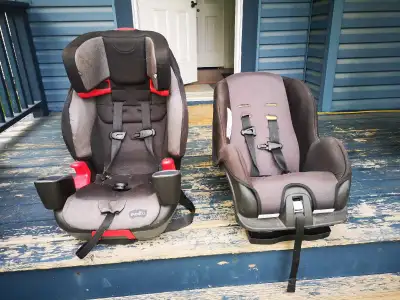 2 car seats, View more