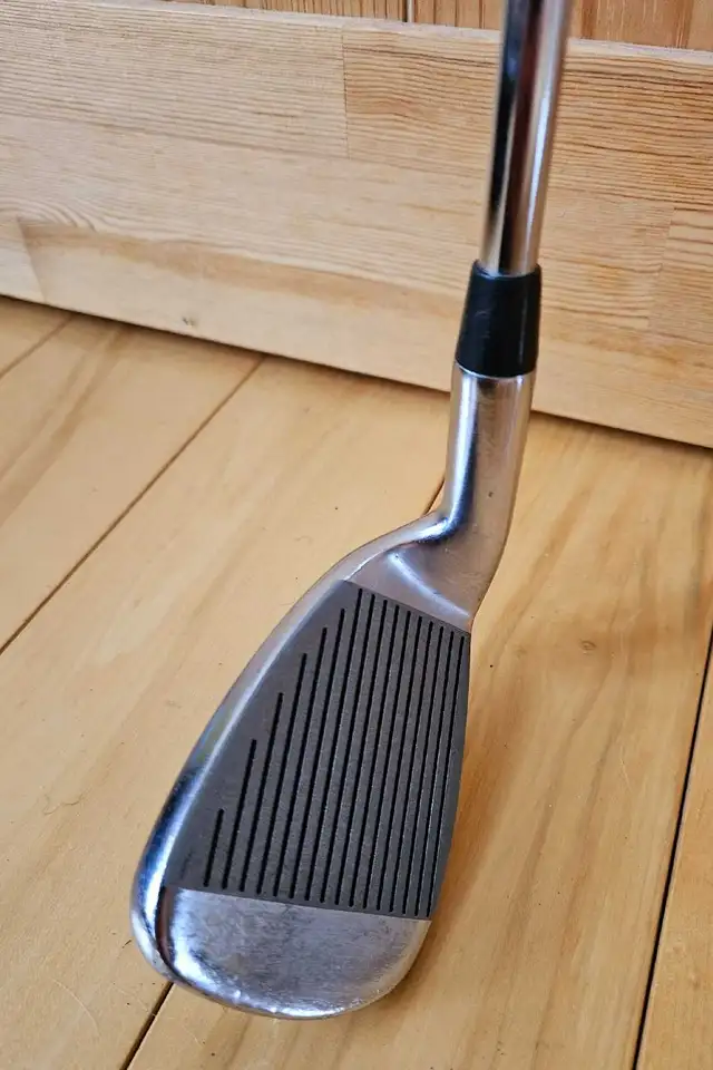 Dunlop Powerlift Golf 9 Iron 9 in Golf in Ottawa - Image 5