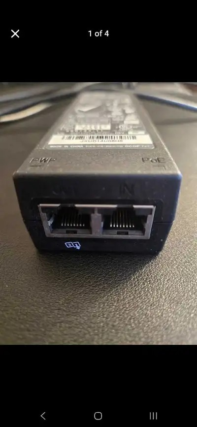 This Aruba POE (Power over Ethernet) injector delivers power and data connectivity over a single Eth...