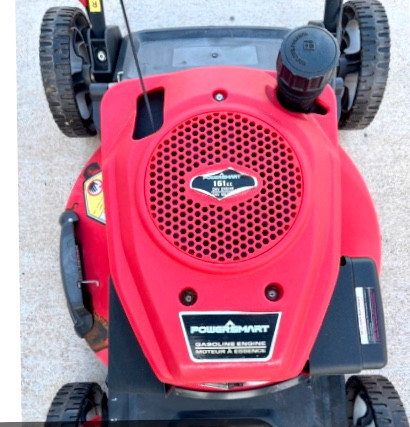 Get your yard looking how it should this Season. Lawn equipment in Lawnmowers & Leaf Blowers in City of Toronto - Image 4