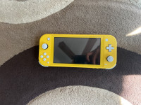 Nintendo Switch Lite *Mint* (No charger console only)