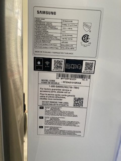 Brand new Samsung  33" french door bottom freezer!! in Refrigerators in Kingston - Image 3