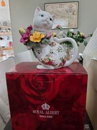 Royal Albert "Old Country Roses" Cat Teapot,  brand new