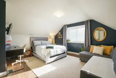 Furnished Private Room for Rent – Ottawa Move-in date: August 17, 2026 Private furnished room availa...