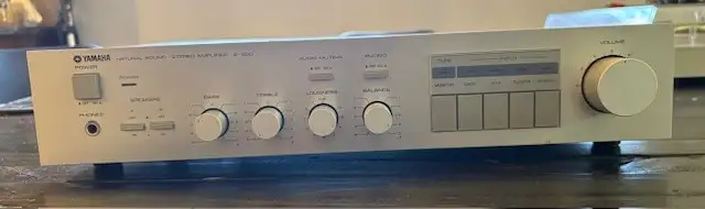 Yamaha A-400 Stereo Integrated amplifier63760519109891120