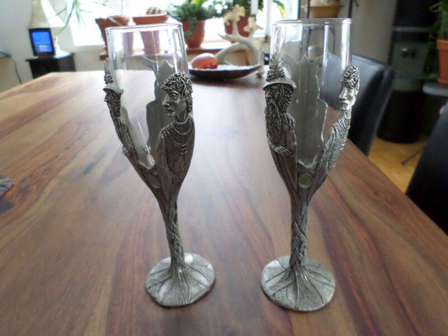 2 coupes à champagne originales d'inspiration médiévale dans Art et objets de collection  à Ville de Québec - Image 4