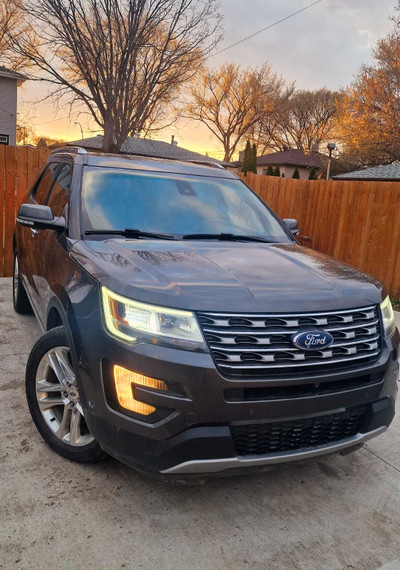 Ford explorer 2016 Limited AWD - priced to sell!