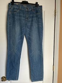 Old Navy Diva Skinny Jeans BRAND NEW, NEVER WORN, TAGS ON