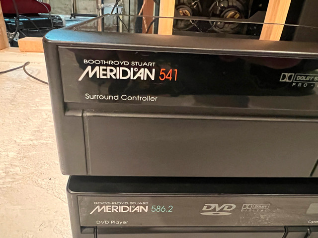 Meridian 541 Pre amp W surround sound  in Stereo Systems & Home Theatre in St. Catharines - Image 2