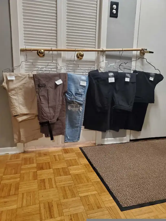 Women's  & Girls Sweatpants  in Women's - Bottoms in Mississauga / Peel Region - Image 6