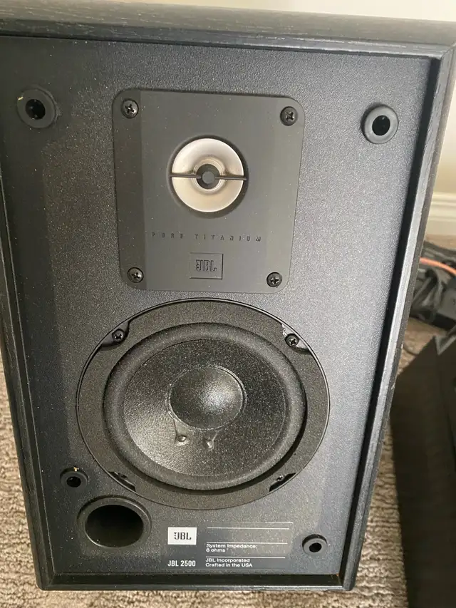 JBL 2500 speakers446068811891353601