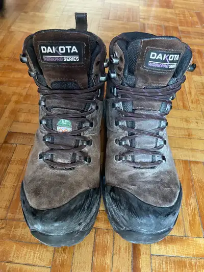 Work boots- need gone, View more