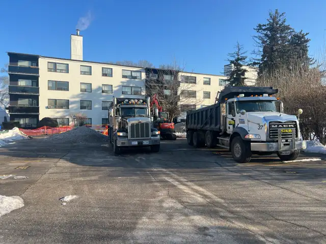 Dump Trucks for Hire561999898152151042