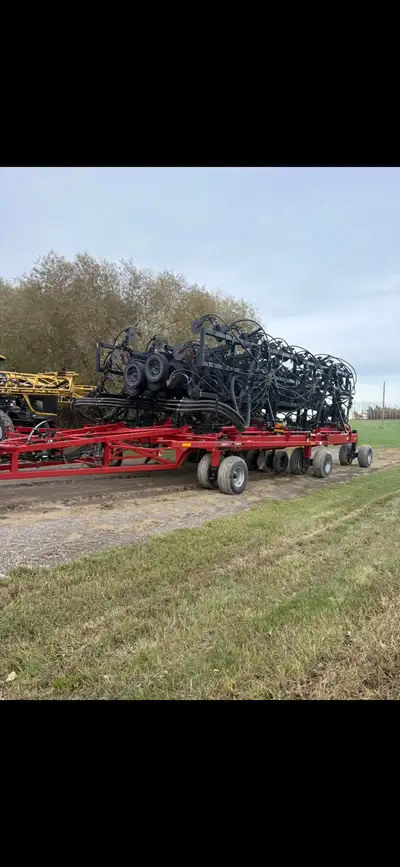 For sale 2016 Case IH 700 Flex hoe, 70ft, 10 in Spacing, Single Shoot, Full Blockage Sensors, Pneuma...