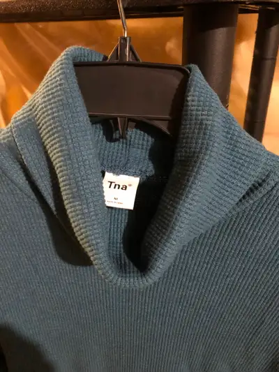Women’s TNA Turtleneck, Beautiful Teal, size M, View more