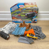 Thomas & Friends TrackMaster 3-in-1 Track Builder Set