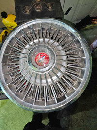 Original spoked hub caps for mustang from 60s