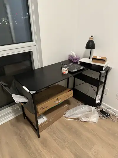 L shape table 90% new