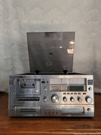 8 track cassette player -Yorx M2682-U Stereo