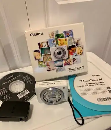 Rare Canon PowerShot N Compact Digital Camera White Boxed in Cameras & Camcorders in Burnaby/New Westminster - Image 6