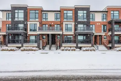 100 Dufay Rd 84, Brampton Live in a move-in-ready 2-bedroom, 2-bathroom townhouse offering a bright,...