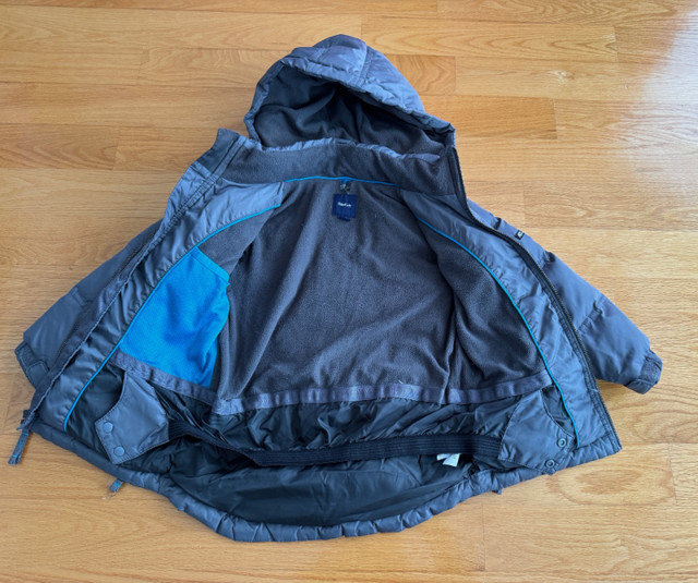 Manteau Hiver pour enfants/ Toddler Winter Jacket Size 4-5T dans Vêtements - 4T  à Laval/Rive Nord - Image 2