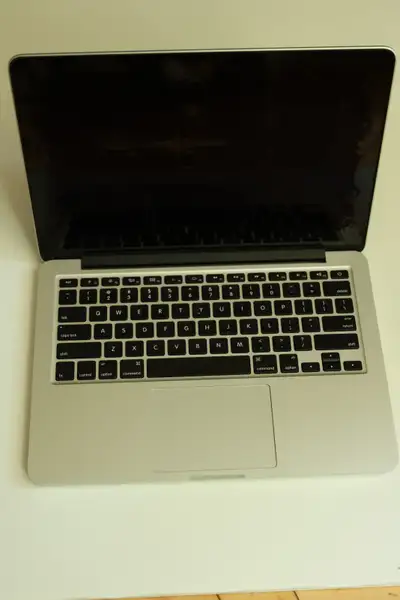 MacBook Pro 13 pouces - fin 2013, View more