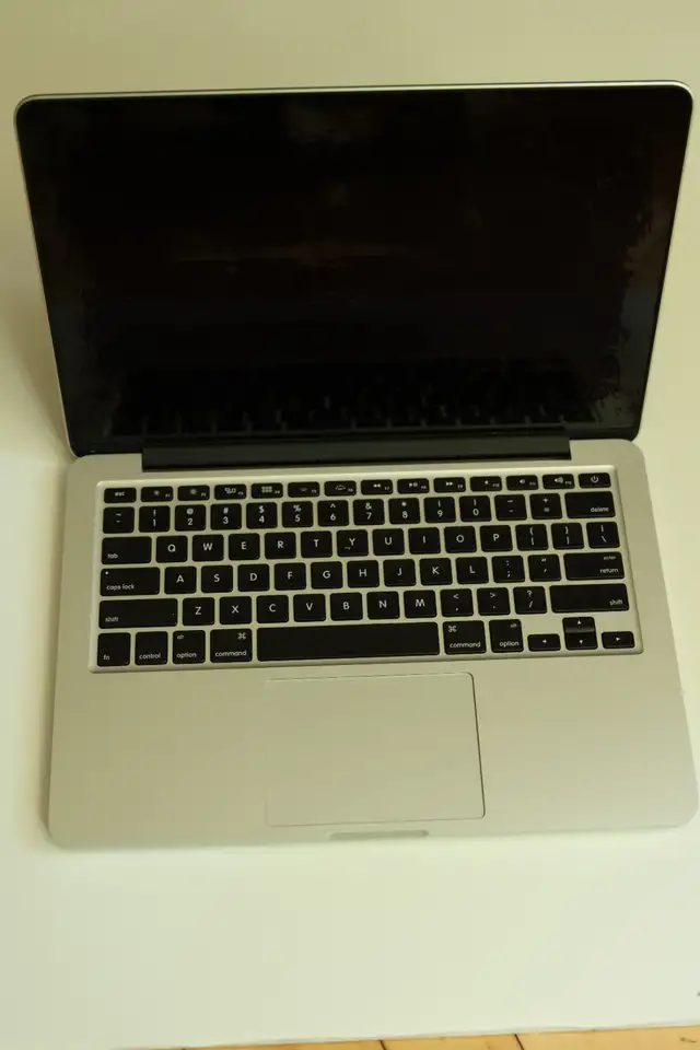 MacBook Pro 13 pouces - fin 2013 in Laptops in West Island - Image 2