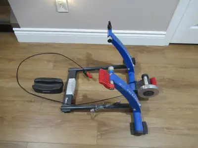 Tacx Cycleforce Swing trainer, View more