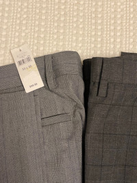 MEN TWO (2) PAIRS Banana Republic Pants 33 x 32