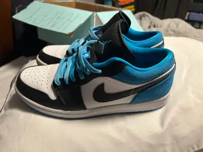 Jordan 1 low “laser blue”, View more