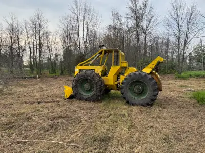 Great running 64 ranger new tires on back fronts are 40 percent with new bear paw chains motor was r...