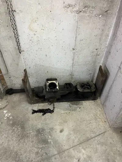 Used pto and shaft driven pump. With controls. Came on truck I bought. Worked when bought. Curtis 51...