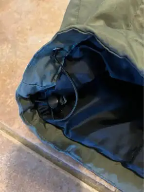 Men’s winter coat jacket $45 large, removable hood in Men's in Oakville / Halton Region - Image 6