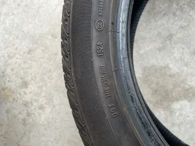 I am selling a set of 4 Continental CrossContact LX Sport tire, size 255/45R20, which is currently i...