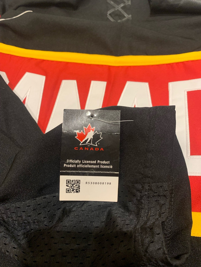 Matt Duchene team Canada jearsy size XXL in Hockey in Guelph - Image 3