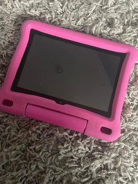 Fire HD 8 Kids tablet with protective case , excellent condition
